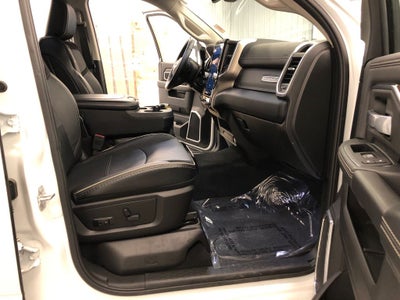 2024 RAM 2500 Laramie Crew Cab 4x4 6'4' Box